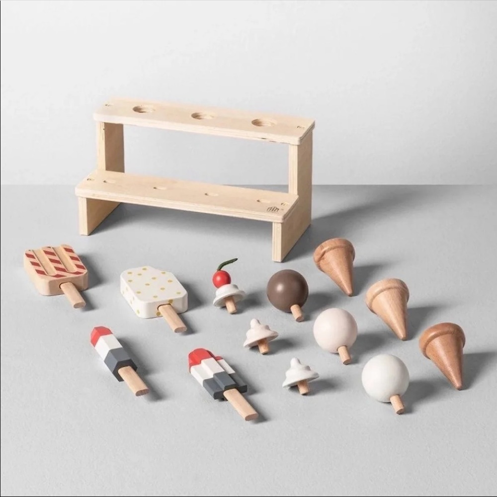 Hearth and Hand Ice Cream Set